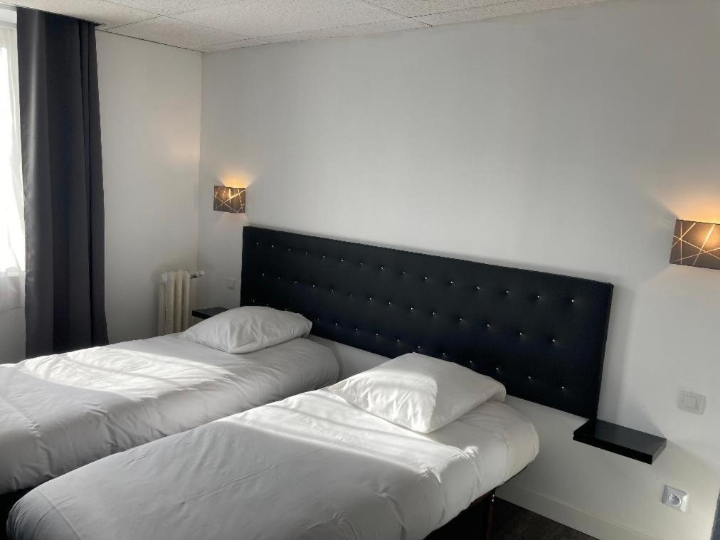 Aigle D'Or Hotel ทิแยร์ ห้อง รูปภาพ
